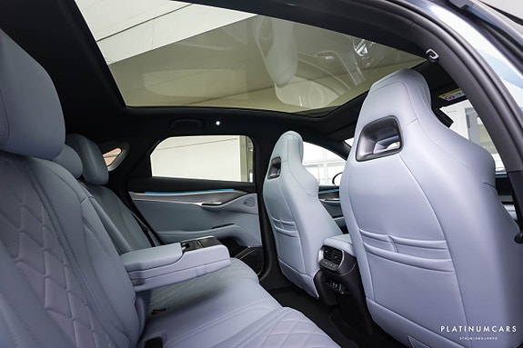 BYD Sealion 7 8 of 29