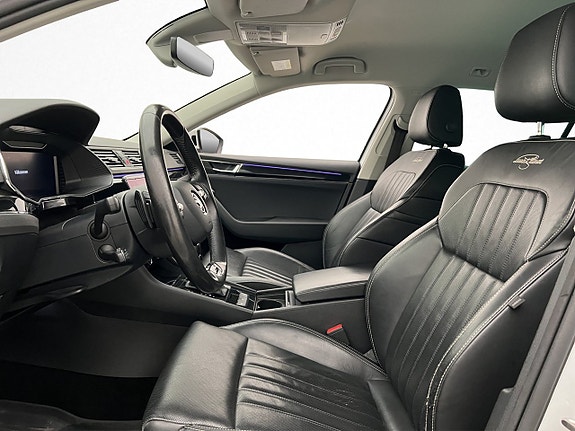 Skoda Superb 11 of 30