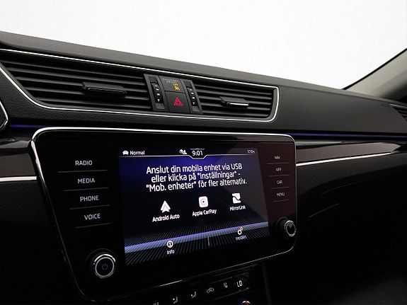 Skoda Superb 21 of 30