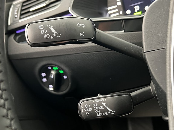 Skoda Superb 14 of 30