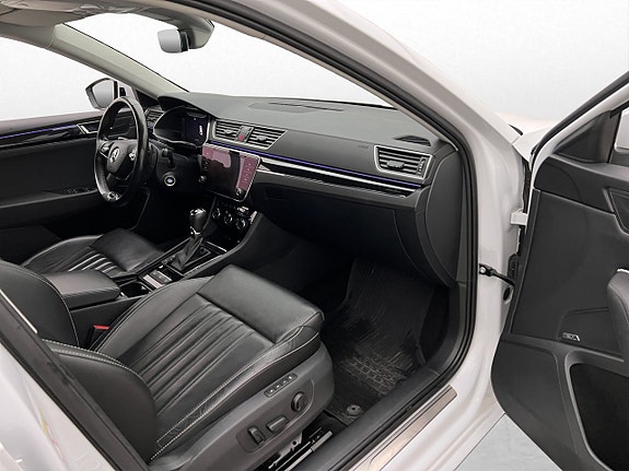 Skoda Superb 28 of 30