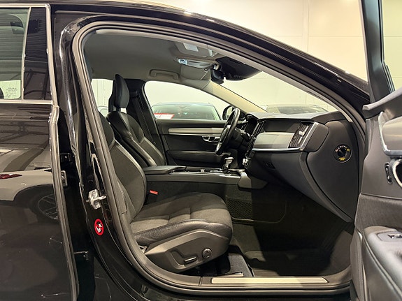 Volvo V90 19 of 25
