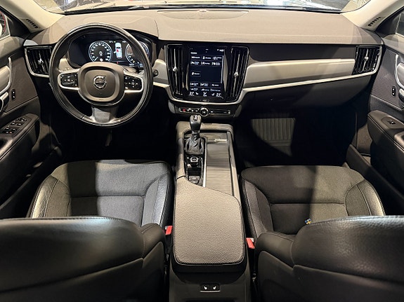 Volvo V90 9 of 25