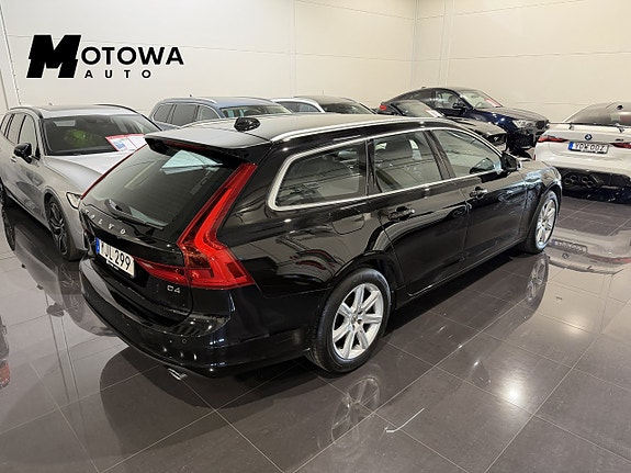 Volvo V90 6 of 25