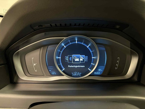 Volvo V70 10 of 12