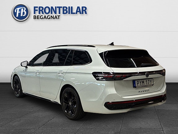 Volkswagen Passat 8 of 30
