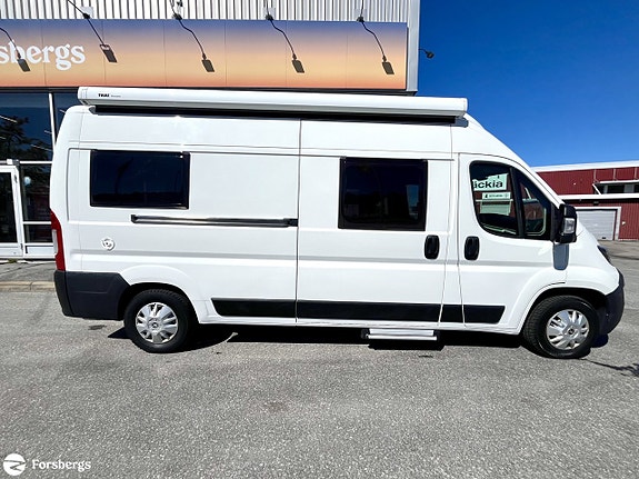 Knaus VAN TOURER 600 / DIESELPANNA / POP-UP TAK / 4 SÄNGPLATSER 2 of 17