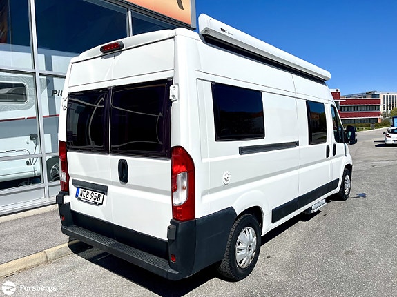 Knaus VAN TOURER 600 / DIESELPANNA / POP-UP TAK / 4 SÄNGPLATSER 3 of 17