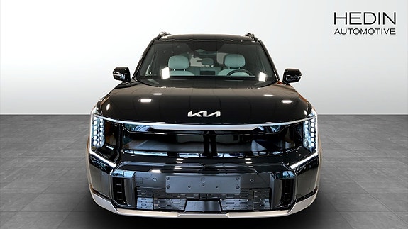 Kia EV9 2 of 5