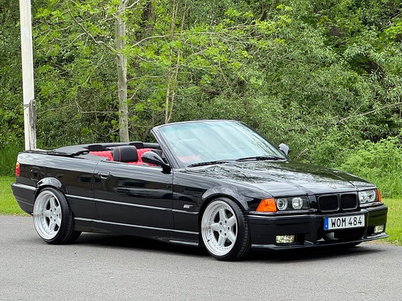 BMW 325i 12 of 30