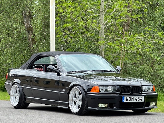 BMW 325i 25 of 30
