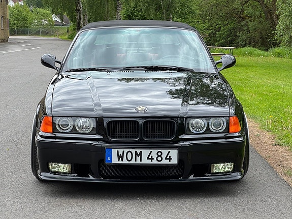 BMW 325i 29 of 30