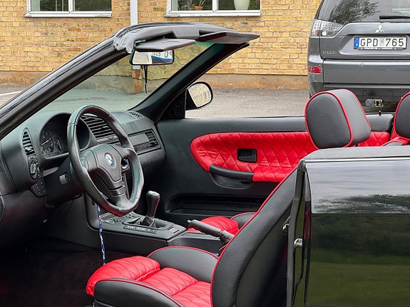 BMW 325i 20 of 30