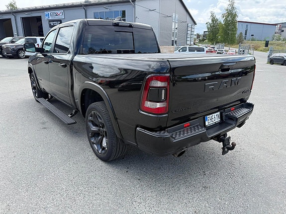 Dodge RAM 1500 4 of 5