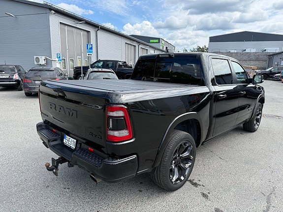Dodge RAM 1500 3 of 5