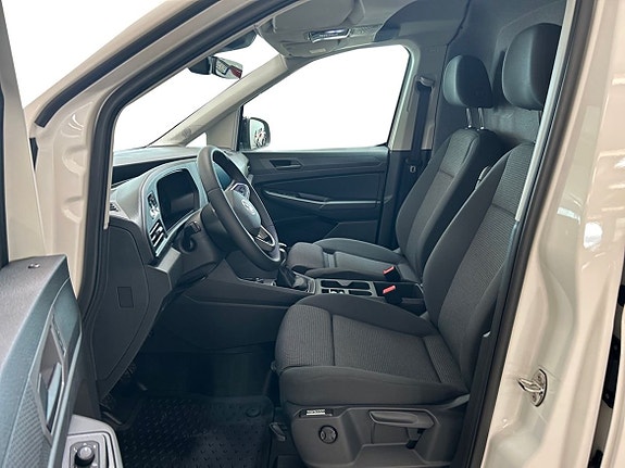 Volkswagen Caddy Maxi 10 of 12