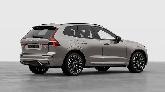 Volvo XC60 5 of 13