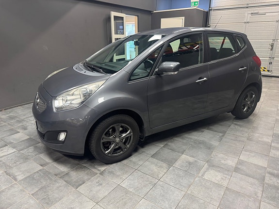 Kia Venga 3 of 9