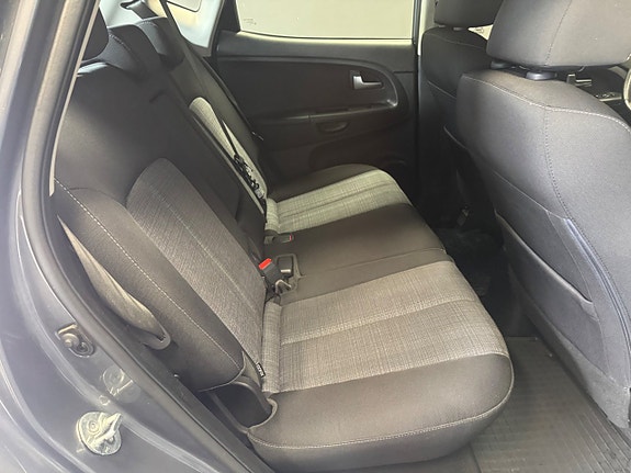 Kia Venga 8 of 9