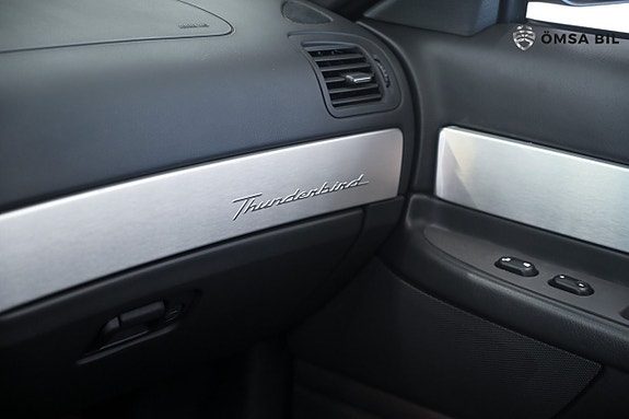 Ford Thunderbird 12 of 15