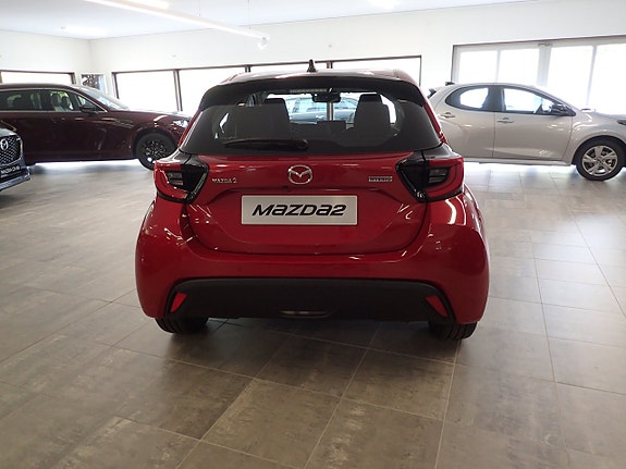 Mazda 2 9 of 18