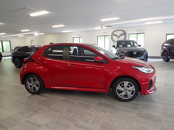 Mazda 2 12 of 18