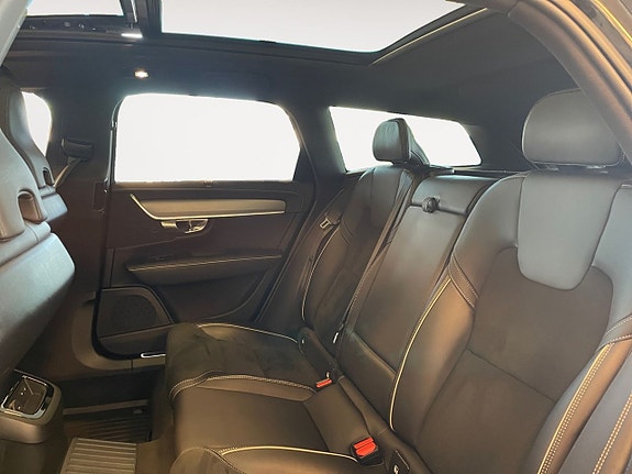 Volvo V90 15 of 26