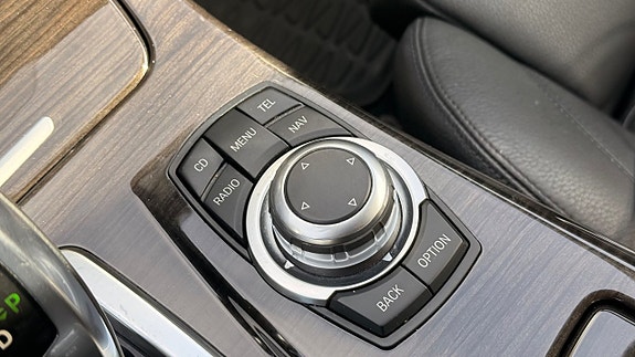 BMW 528 22 of 30