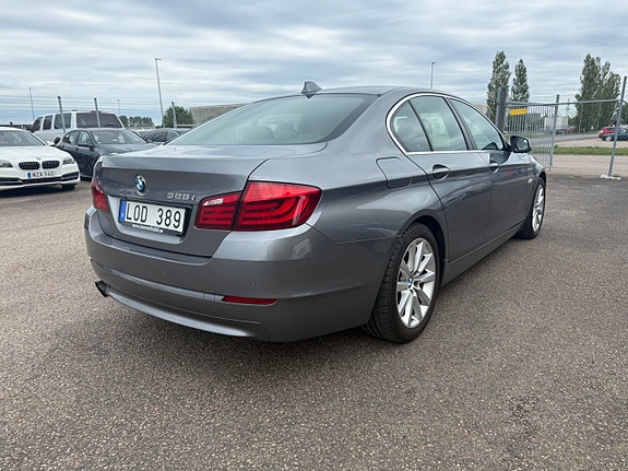 BMW 528 3 of 5
