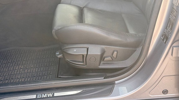 BMW 528 10 of 30