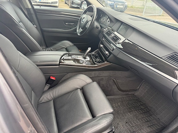 BMW 528 5 of 5