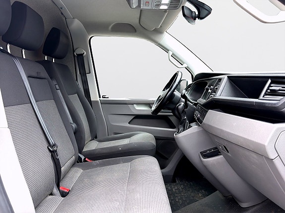 Volkswagen Transporter 9 of 14