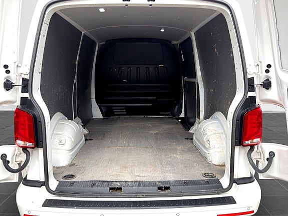 Volkswagen Transporter 8 of 14