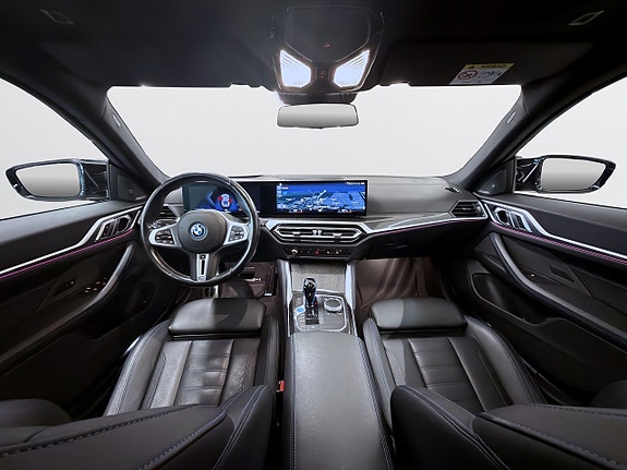 BMW i4 13 of 24