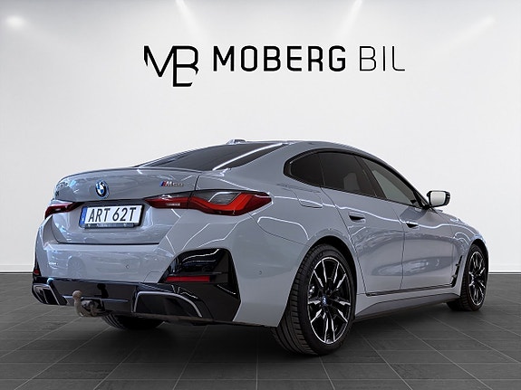 BMW i4 6 of 24