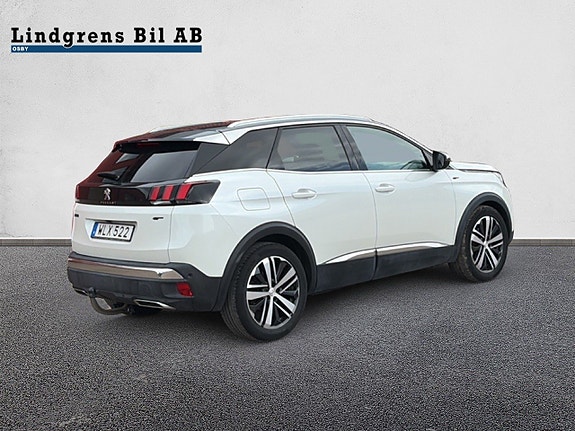 Peugeot 3008 3 of 5