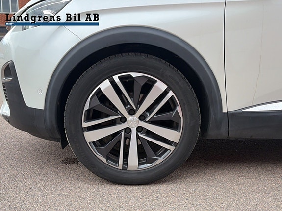 Peugeot 3008 6 of 11