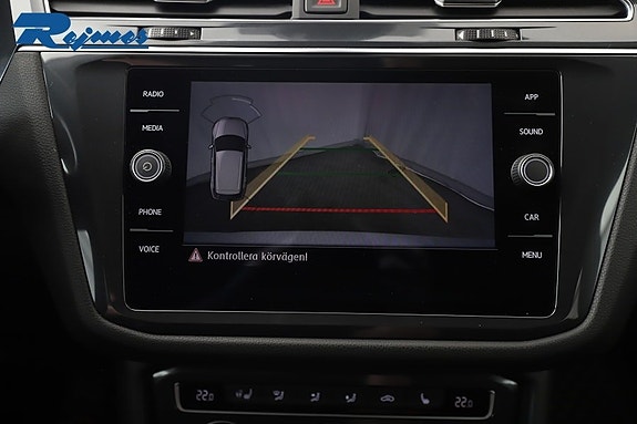 Volkswagen Tiguan 12 of 20