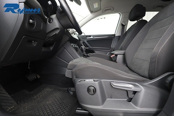 Volkswagen Tiguan 5 of 5