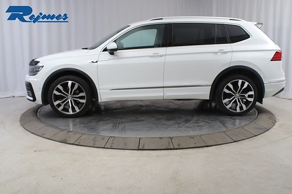 Volkswagen Tiguan 4 of 5