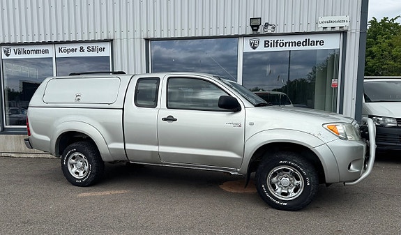 Toyota HiLux 7 of 14