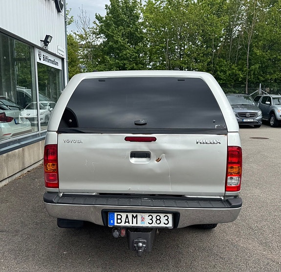 Toyota HiLux 6 of 14
