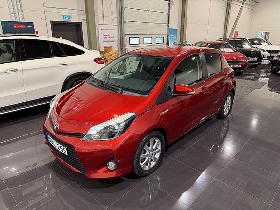 Toyota Yaris 6 of 23