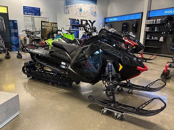 Polaris RMK BOOST KHAOS 146" ES - MOMS