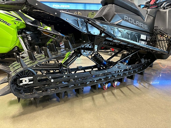 Polaris RMK BOOST KHAOS 146" ES - MOMS 4 of 5