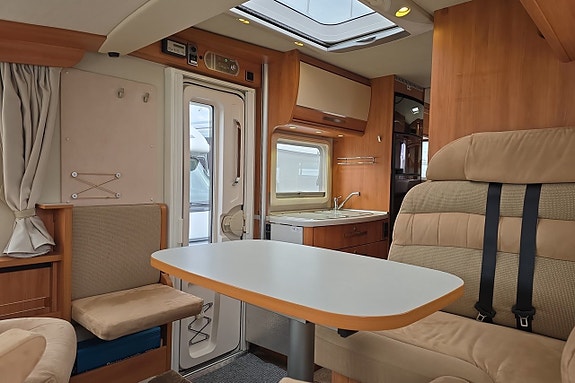 Hymer 678 Exsis-i 148hk, Långbädd, Ugn, Litium, Inverter, 3500kg 10 of 30