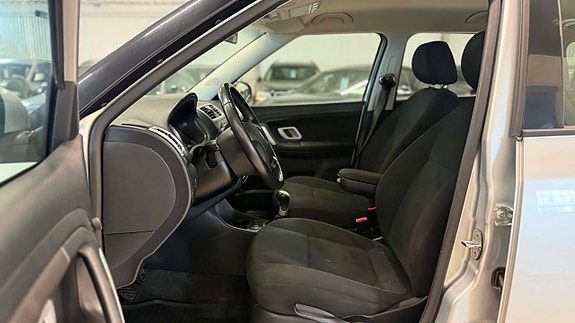 Skoda Fabia 9 of 14