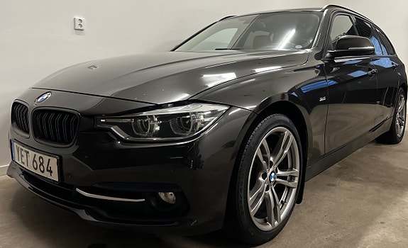 BMW 320d 2 of 5