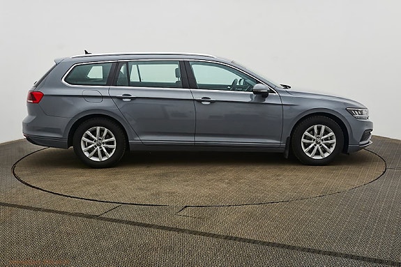 Volkswagen Passat 7 of 13