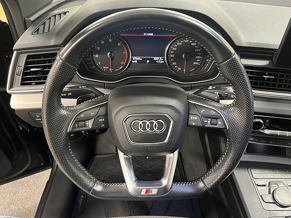 Audi Q5 16 of 28